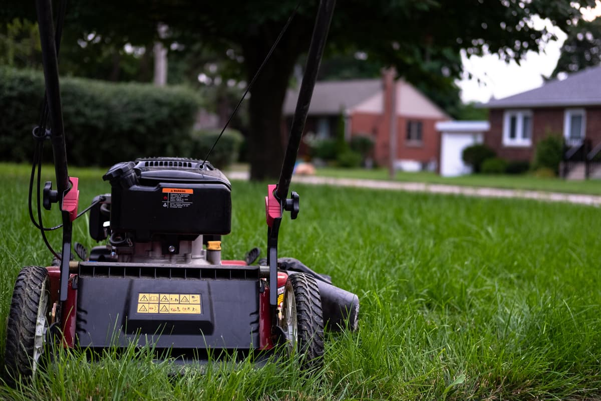 How to Invoice Lawn Care Clients
